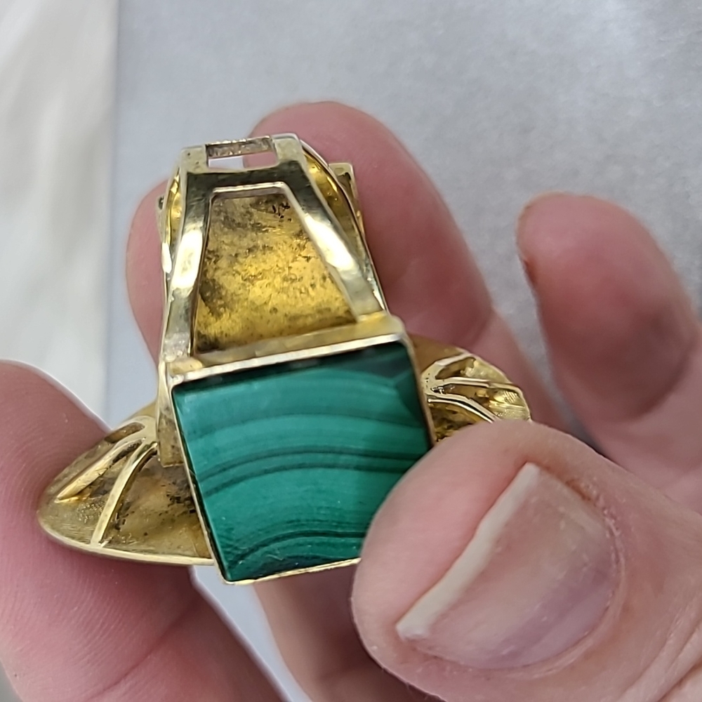 Vintage Ring Size 10 Gold Tone Malachite Handmade Statement Piece Unique Jewelry - Picture 4 of 6